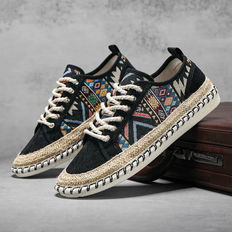 Tom Hollinger | Ethno-Sneaker mit Bastsohle und Muster