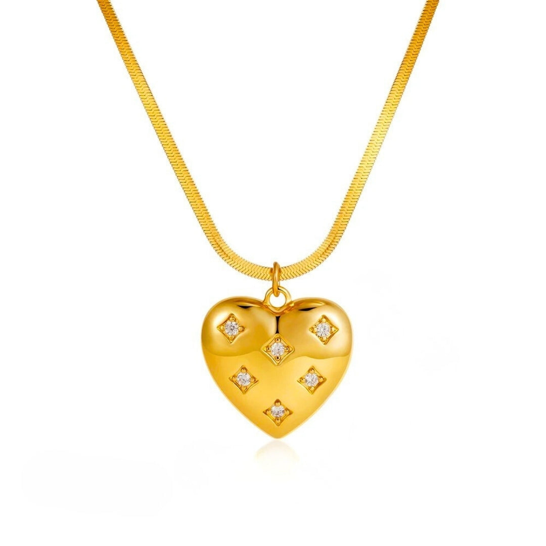 Kāma Pendant