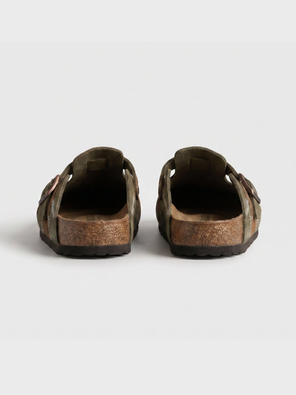 Tom Hollinger | Unisex Clogs Aus Veloursleder In Patchwork Beige