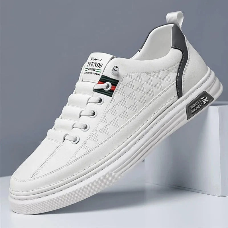 Tom Hollinger | Modischer Low-Top Sneaker mit Strukturdetails