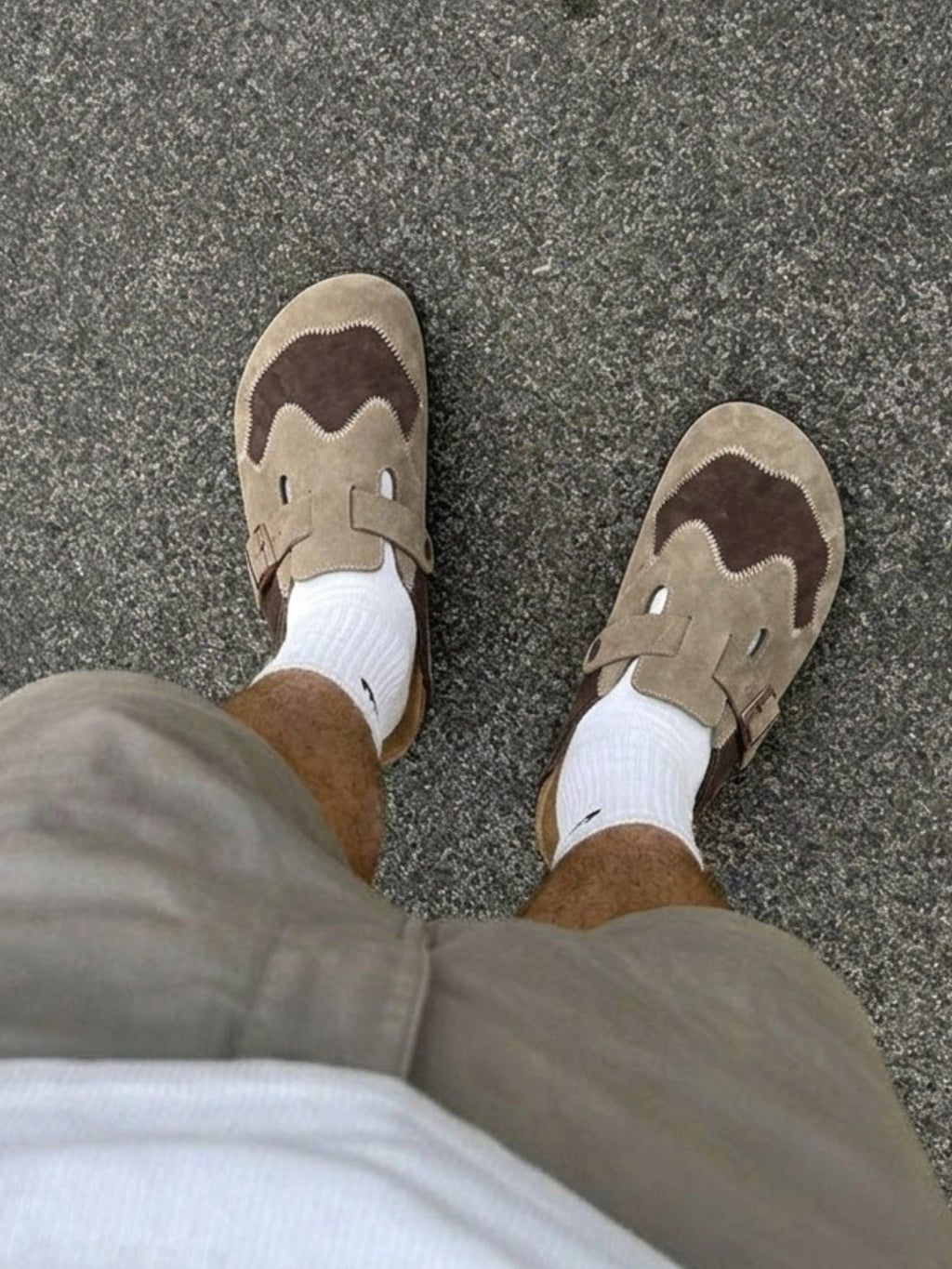 Tom Hollinger | Unisex Clogs Aus Veloursleder In Patchwork Beige