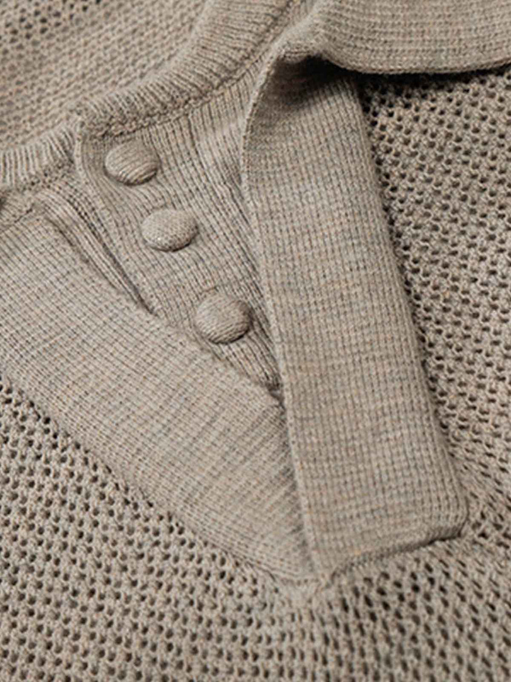 Lagenförmiges Mesh-Strick Polohemd mit Aussparungen