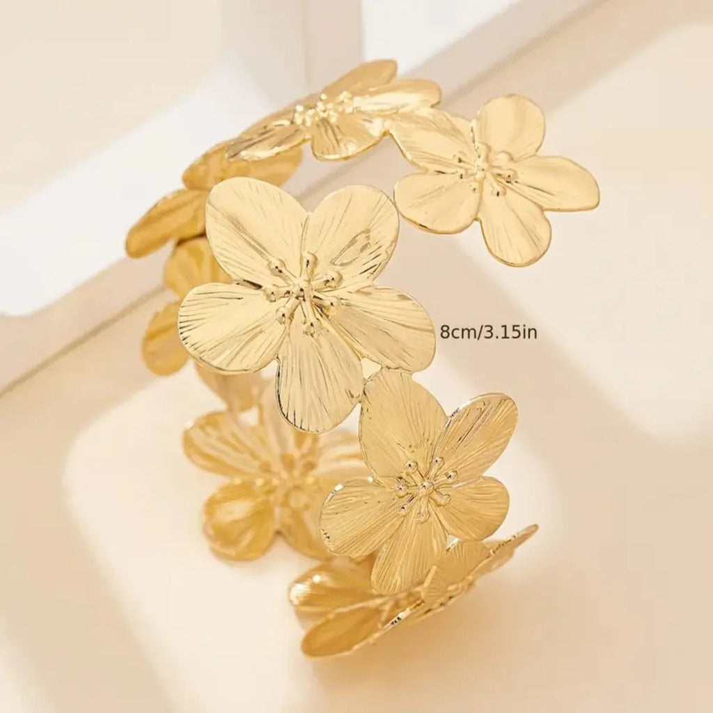 Bohemian Metal Starfish Open Arm Bracelet