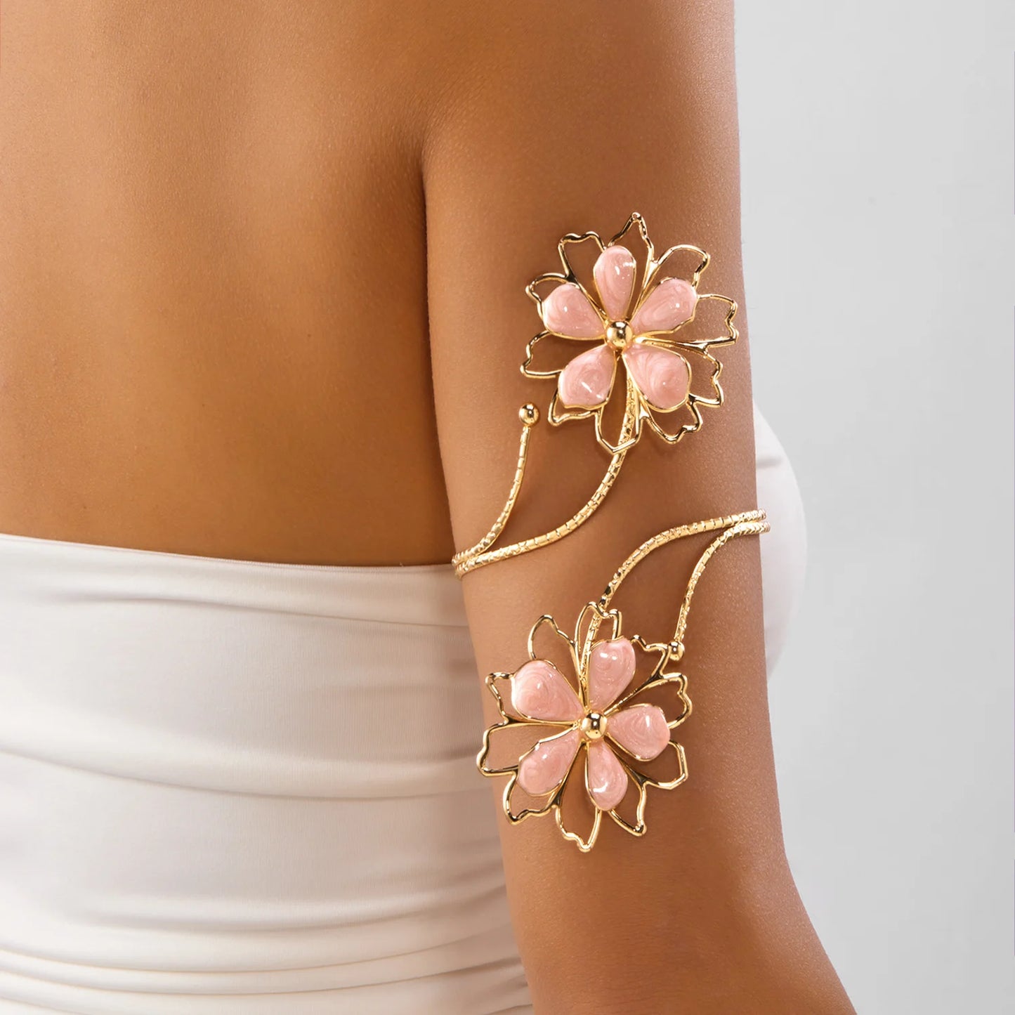 Fashion Metal Hollow Flower Cuff Bangle
