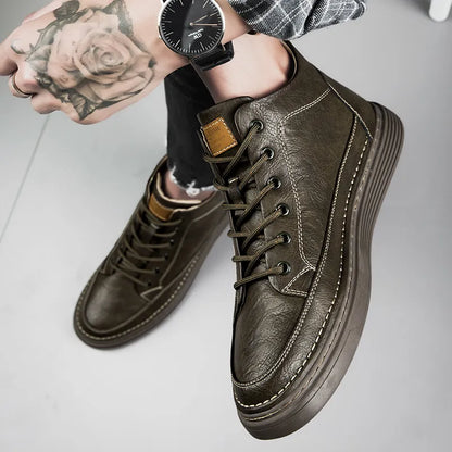 Tom Hollinger | Kurt Boots