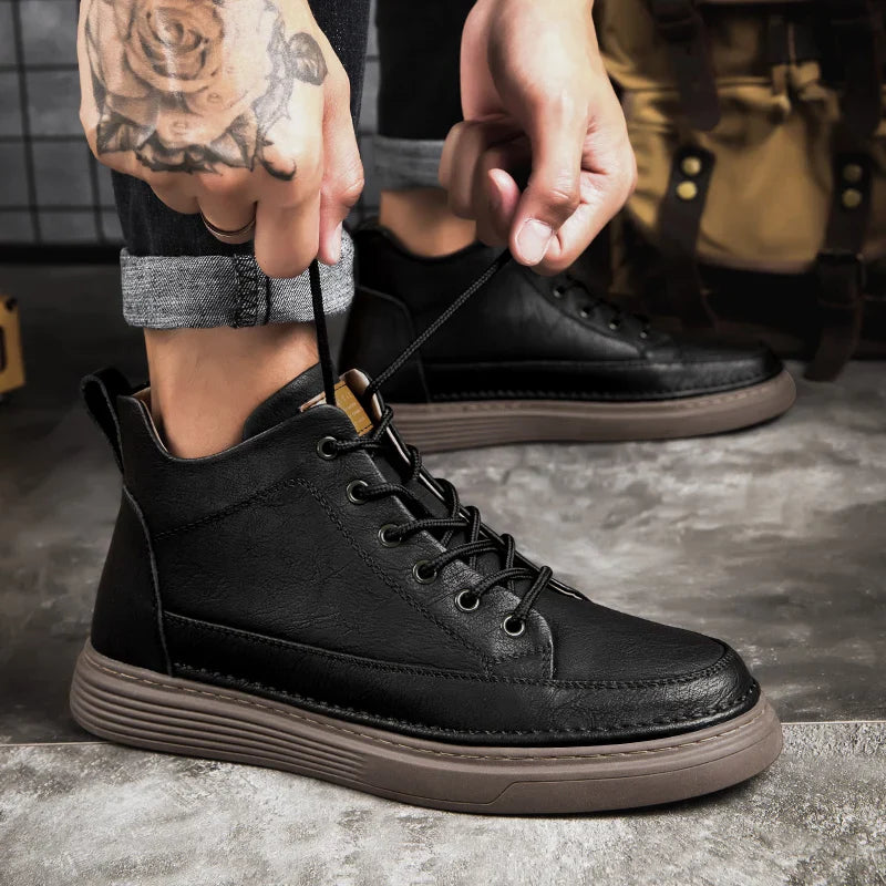 Tom Hollinger | Kurt Boots